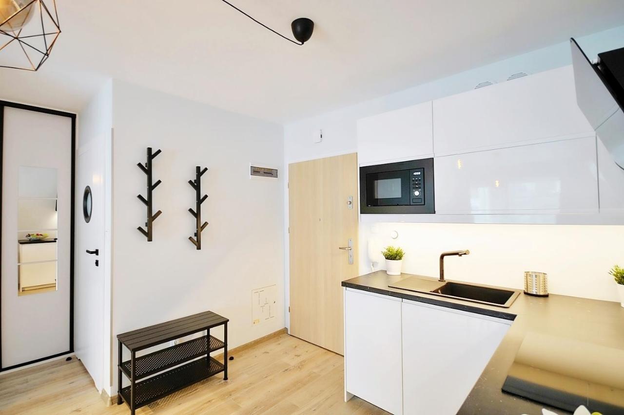Apartament Andar Z Miejscem Parkingowym Kołobrzeg Esterno foto