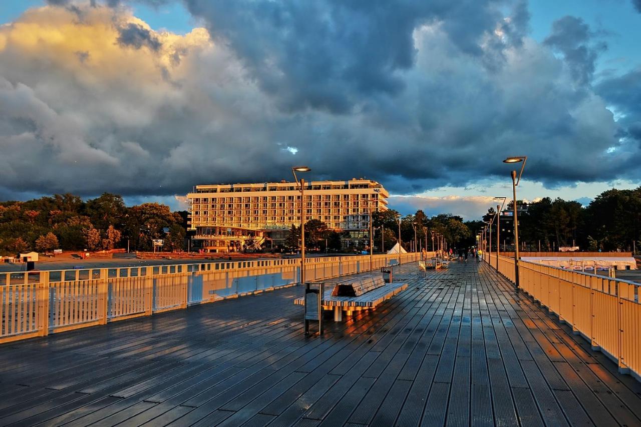 Apartament Andar Z Miejscem Parkingowym Kołobrzeg Esterno foto