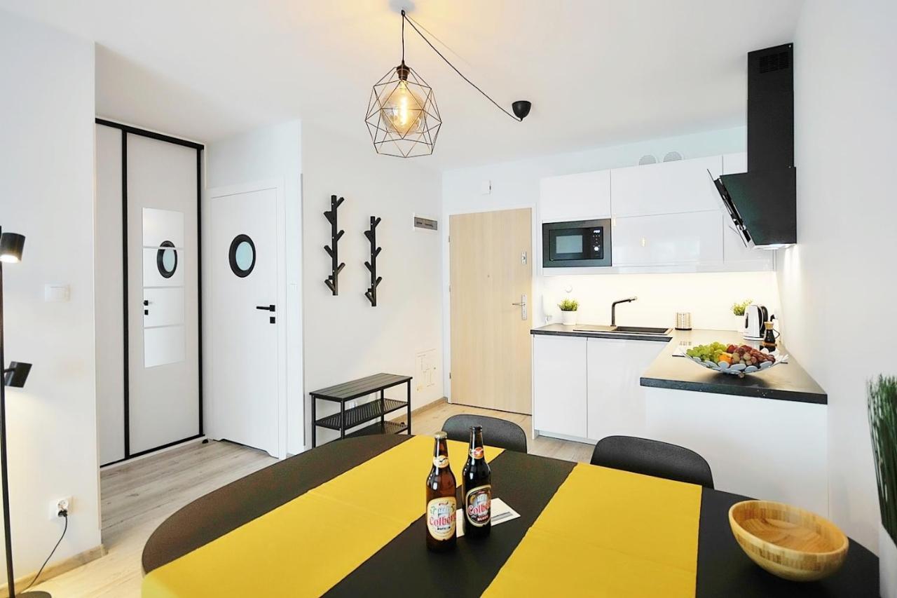 Apartament Andar Z Miejscem Parkingowym Kołobrzeg Esterno foto